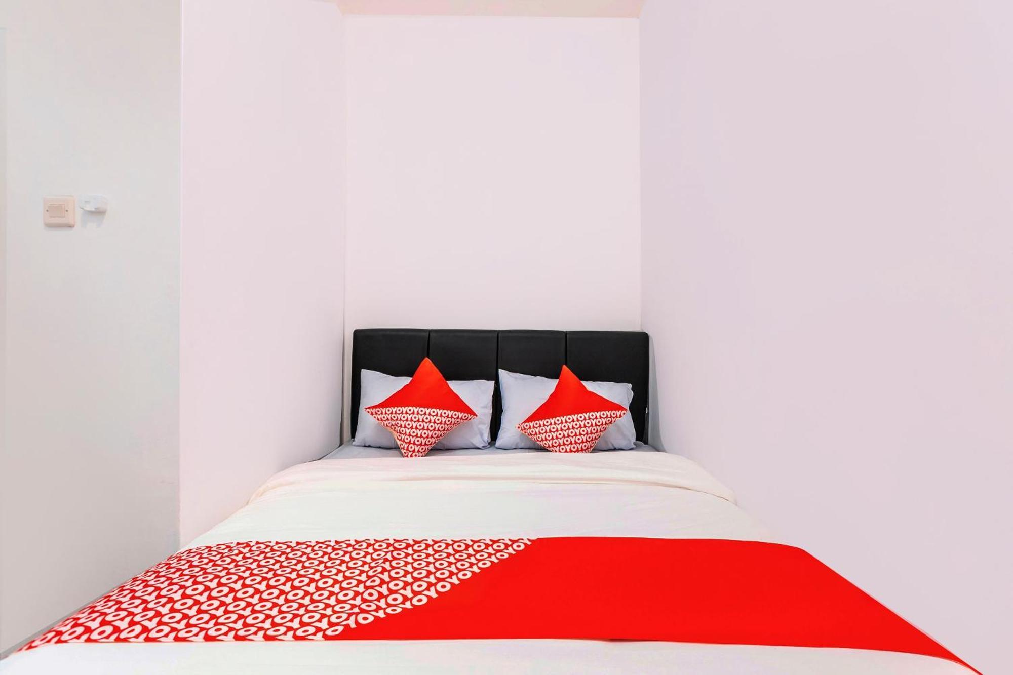 Super Oyo 2223 J&B Room Utan Kayu Jakarta Eksteriør billede