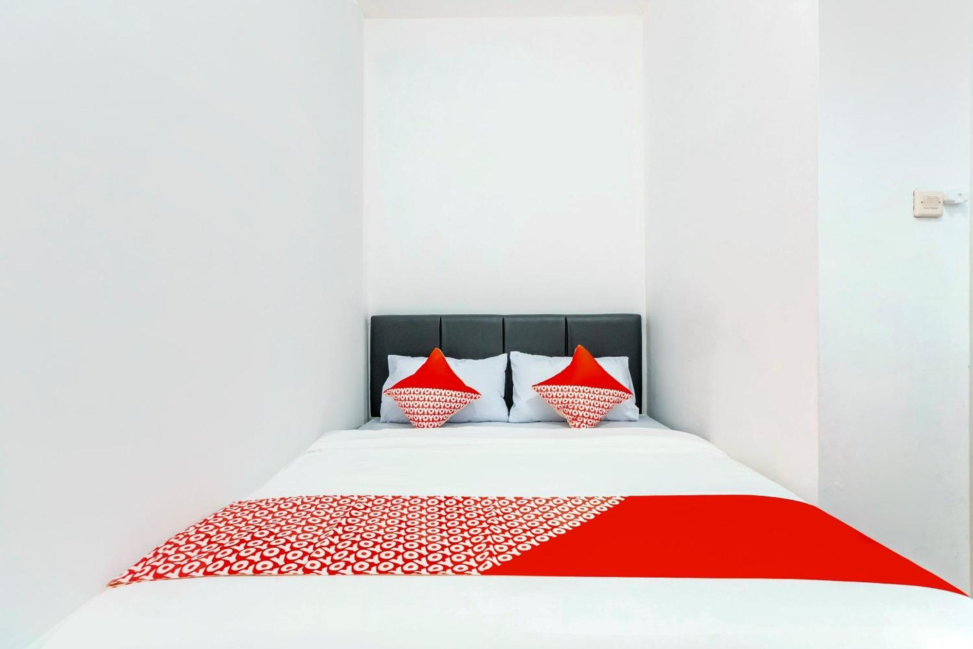 Super Oyo 2223 J&B Room Utan Kayu Jakarta Eksteriør billede