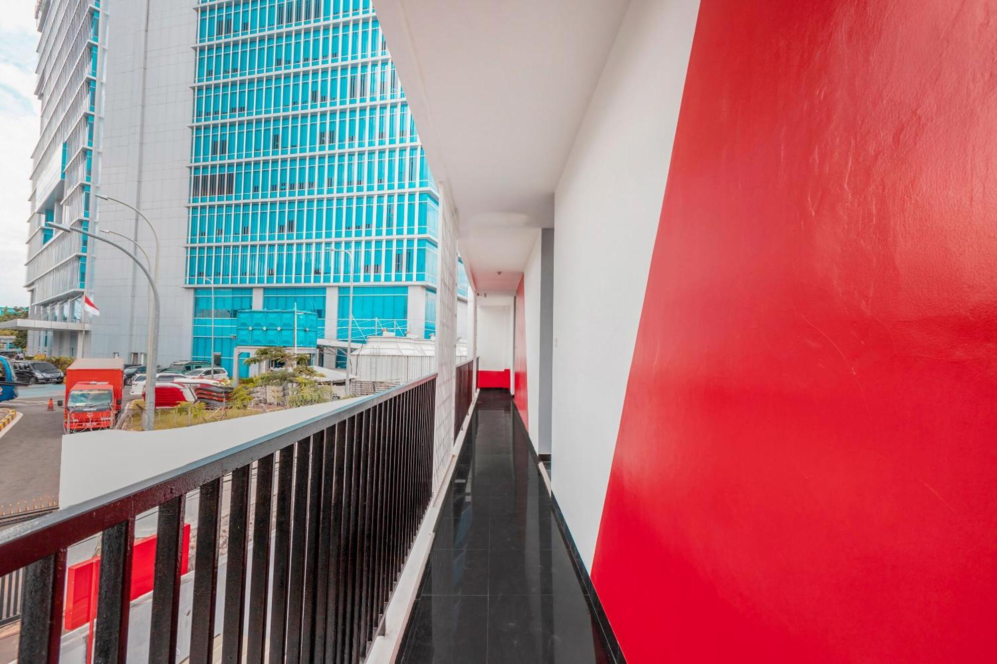Super Oyo 2223 J&B Room Utan Kayu Jakarta Eksteriør billede